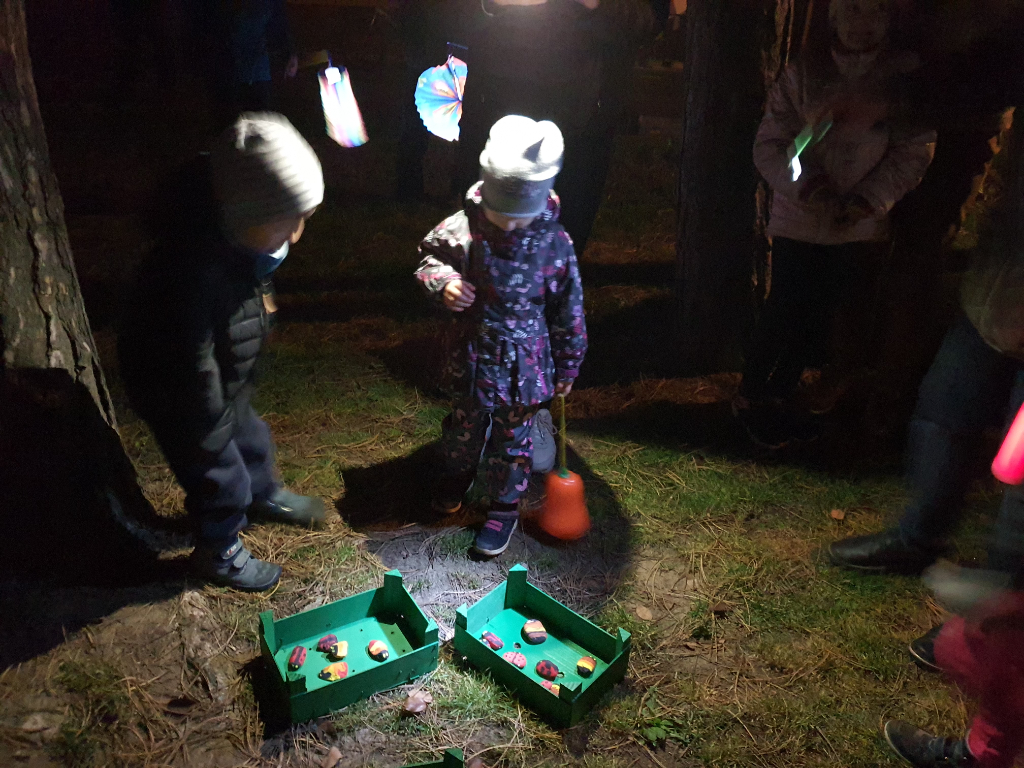 Lampionový průvod aneb uspávání broučků